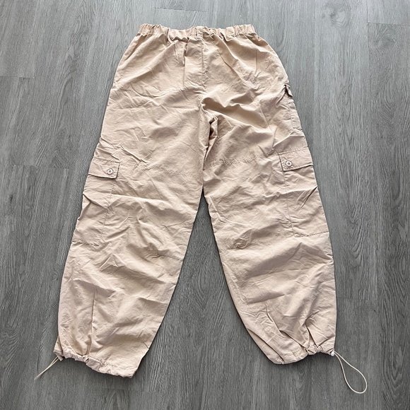 Madden NYC Juniors Taupe Lightweight Cargo Parachute Pants Size XXXL - Picture 13 of 16